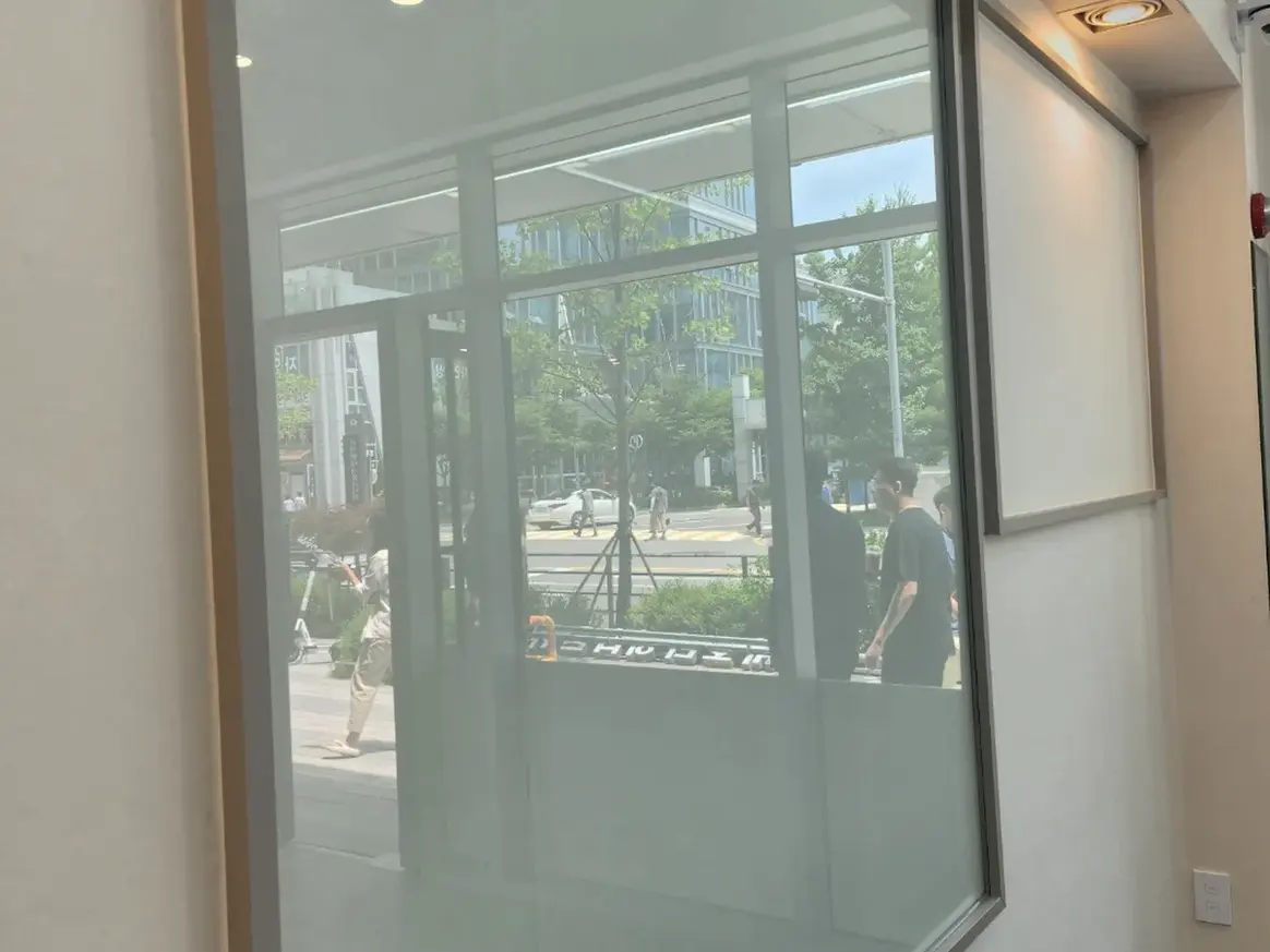 임실군 강진면 건물 복도·대기 동선 야간 위생청소 사례 - 행진크린