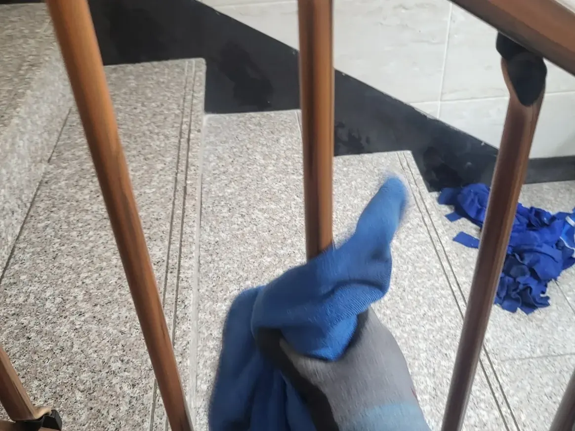 장수군 장수읍 빌라 난간·손잡이 위생청소 사례 - 행진크린